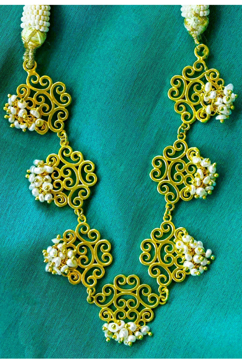 Delicate Filigree Pearl Choker - Melrosia - UK - USA