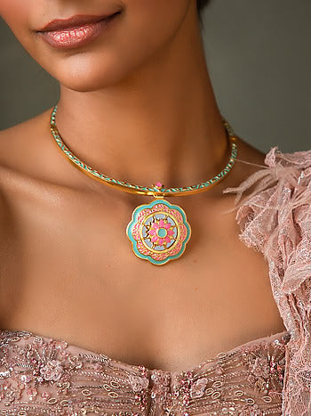 Floral Pendant Necklace-Melrosia-UK, USA