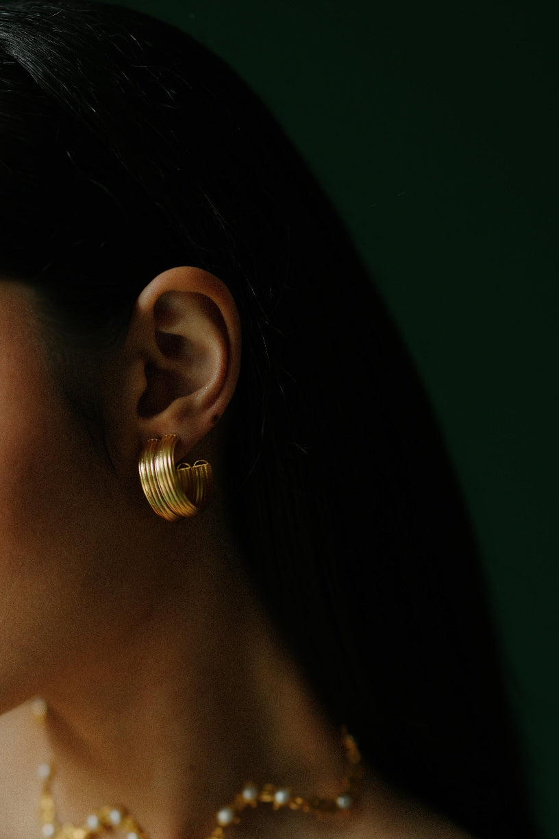 Everyday jewelry, Statement Hoops, UK USA jewelry, contemporary jewelry 