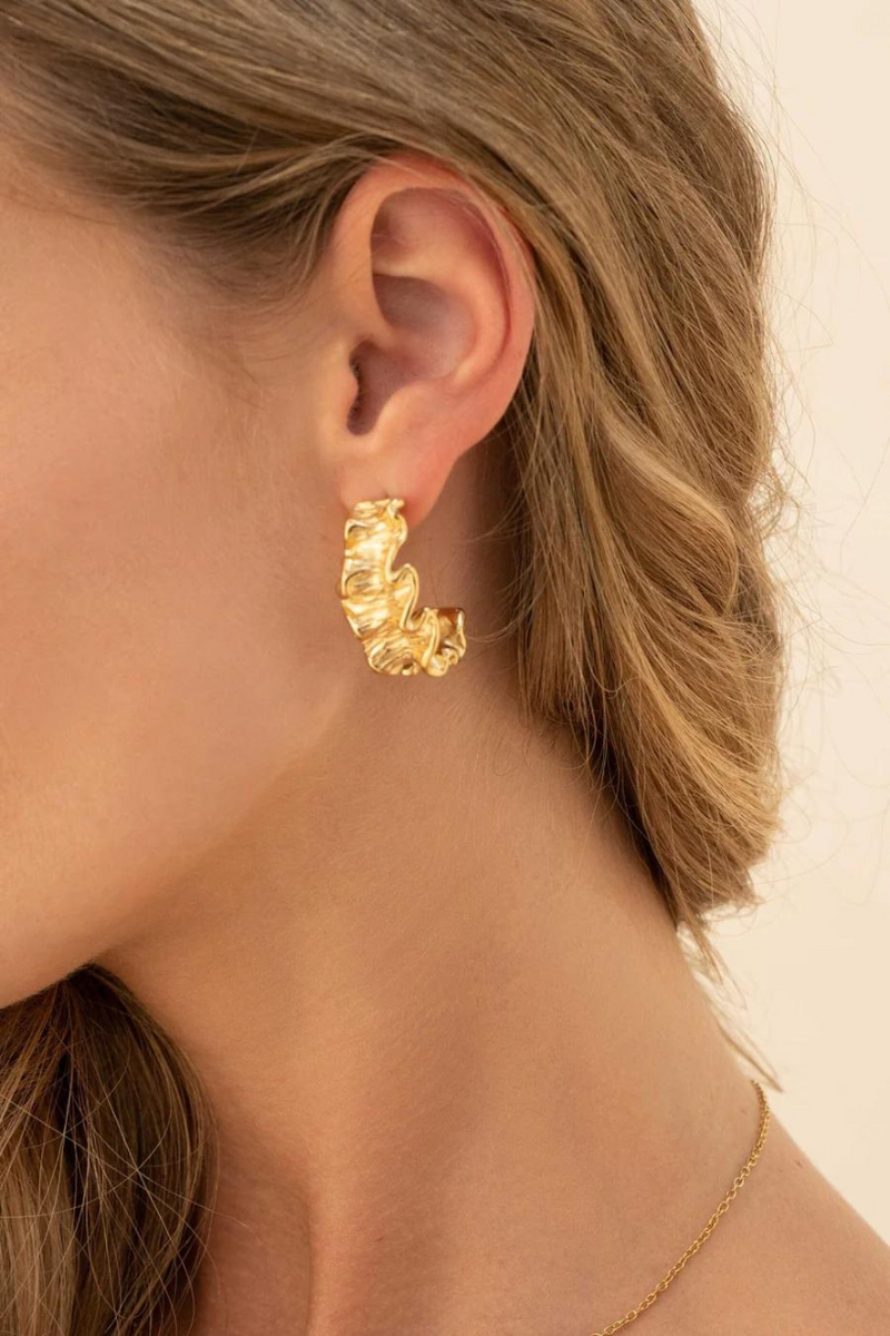 Wavy Textured Hoop Earrings