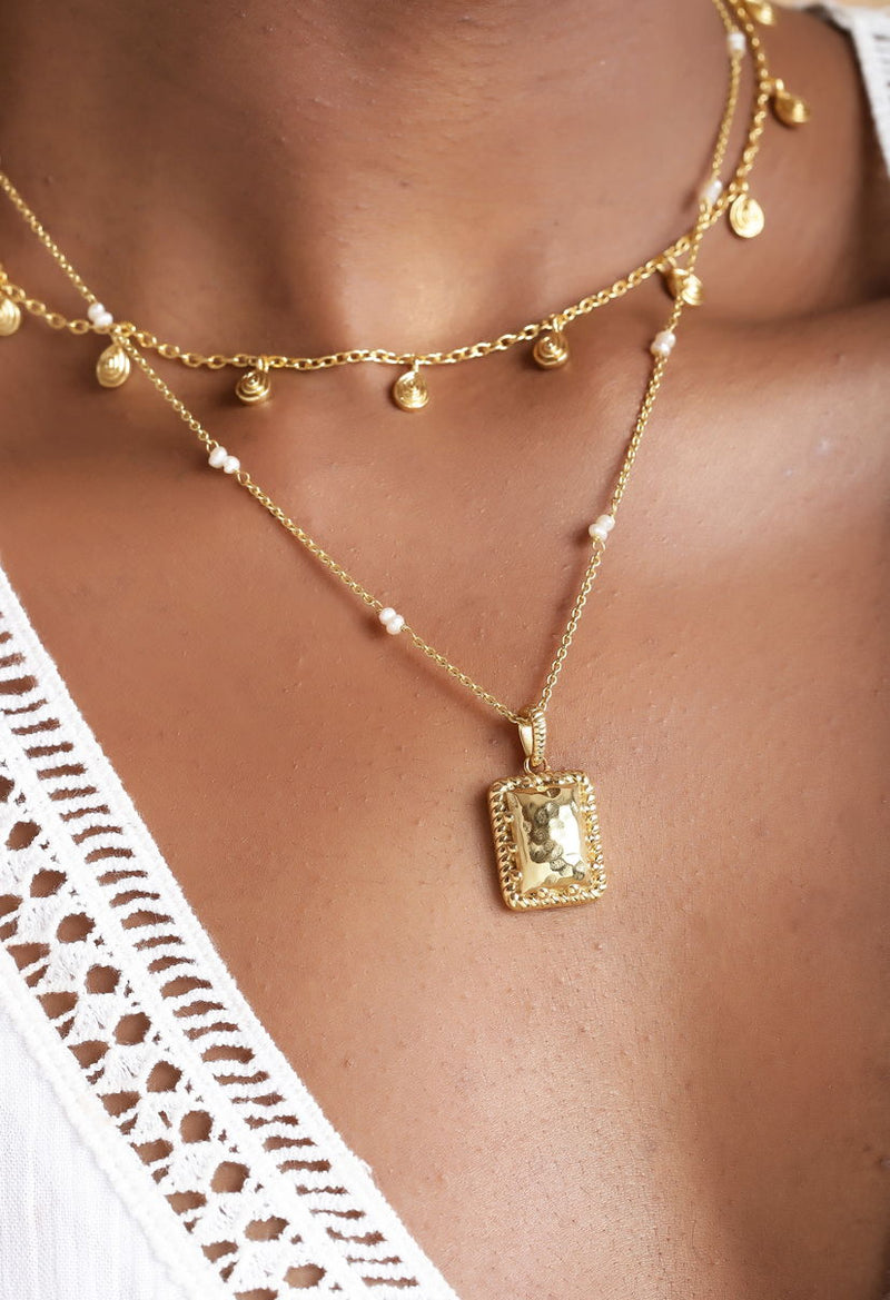 HAMMERPENDANTWITHPEARLDETAILS USA