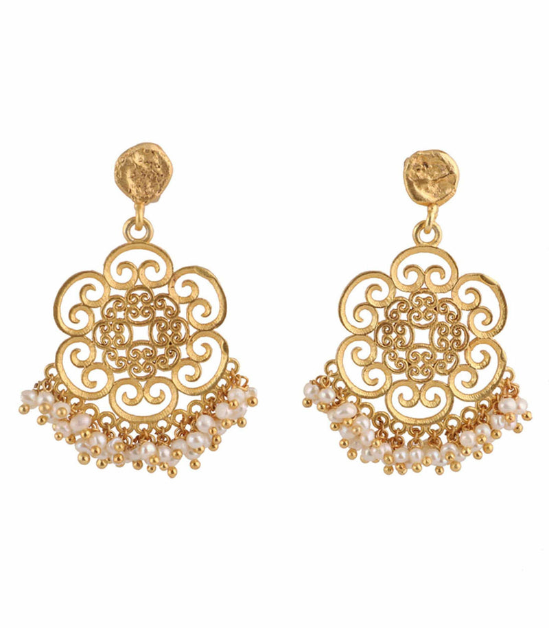 The Jewel Jar Zariin Earrings Small Filigree Pearl Earrings